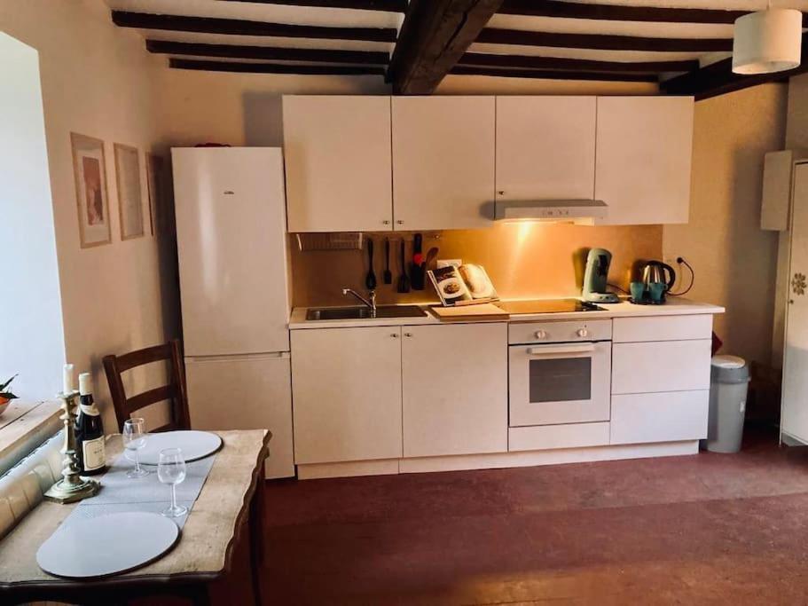 Maison Du Petit Poete Holiday home Quarre-les-Tombes
